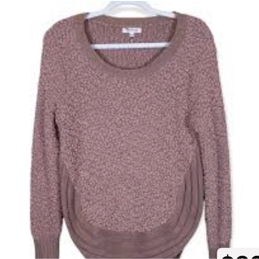 Miracle brand Women’s mauve popcorn sweater
